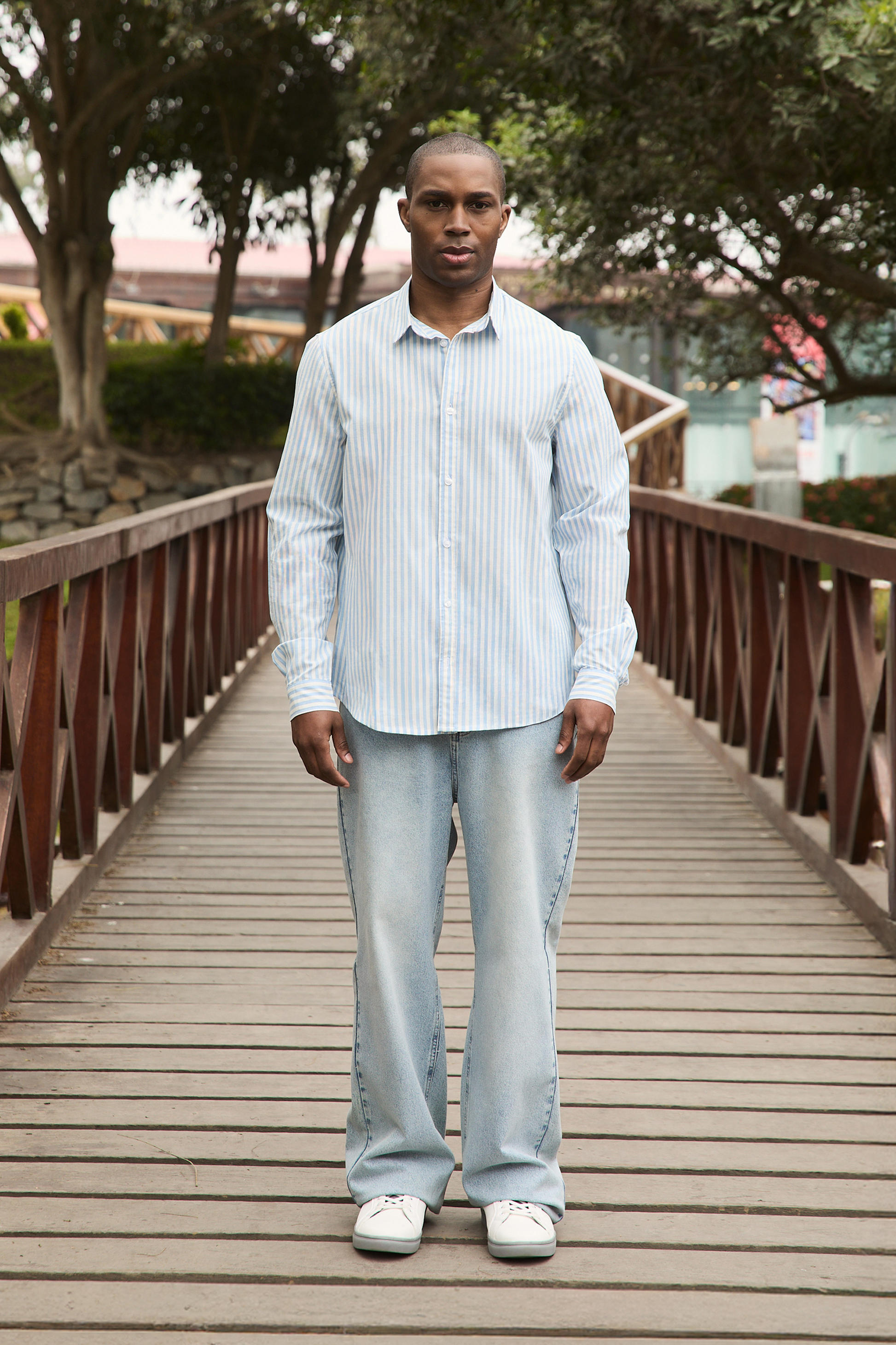 CAMISA DE MANGA LARGA A RAYAS CELESTE Y BLANCO FERNANDO