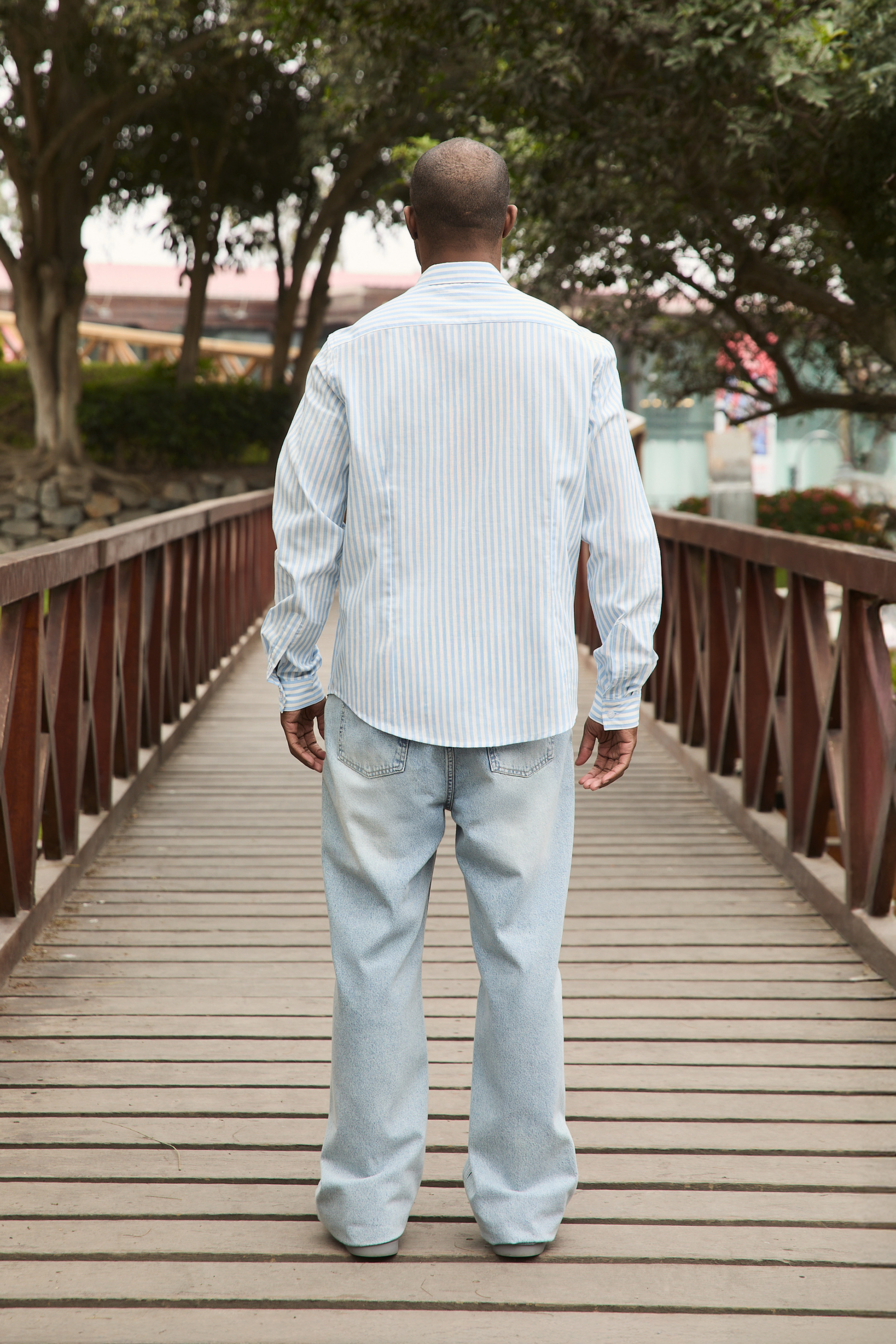 CAMISA DE MANGA LARGA A RAYAS CELESTE Y BLANCO FERNANDO