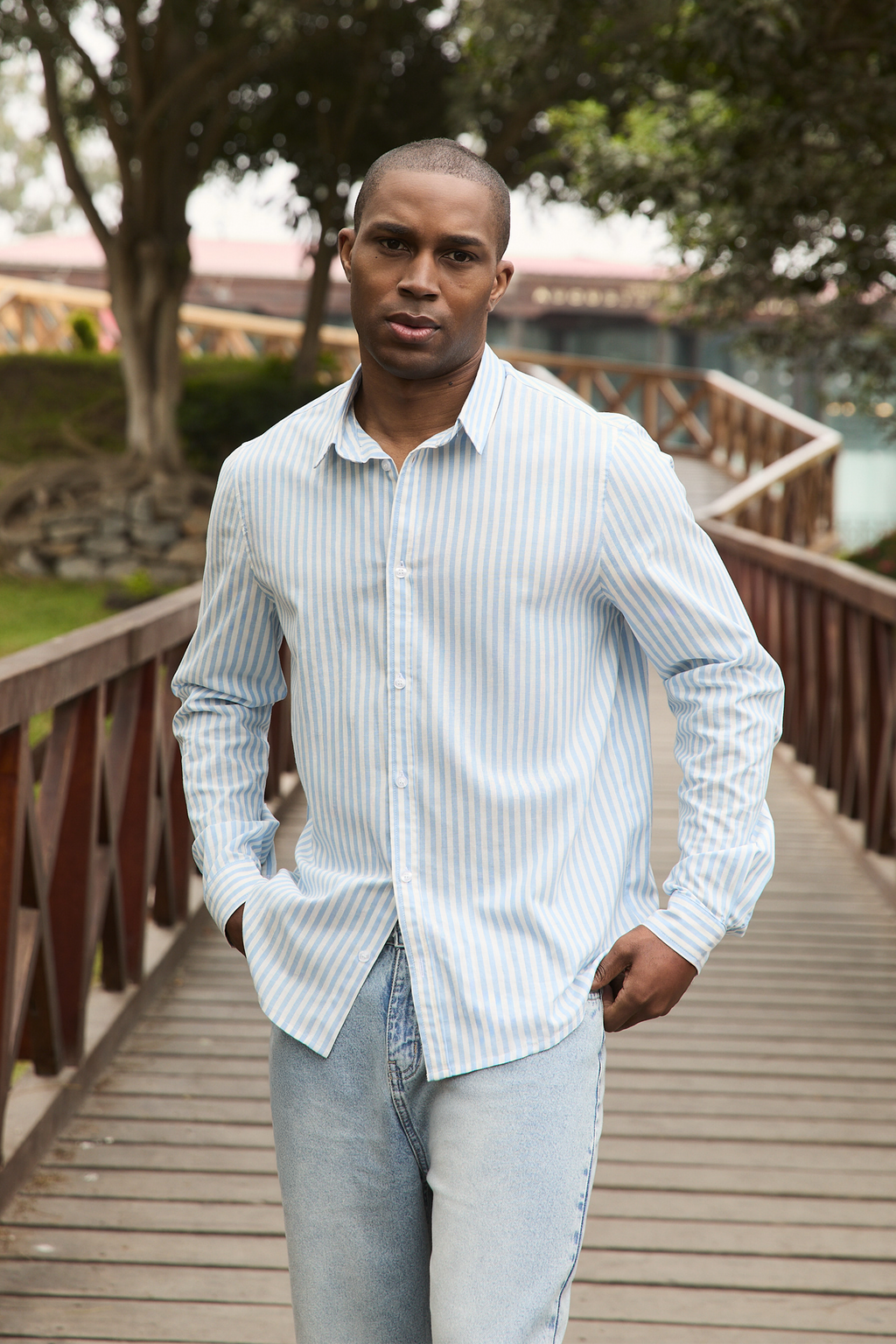 CAMISA DE MANGA LARGA A RAYAS CELESTE Y BLANCO FERNANDO