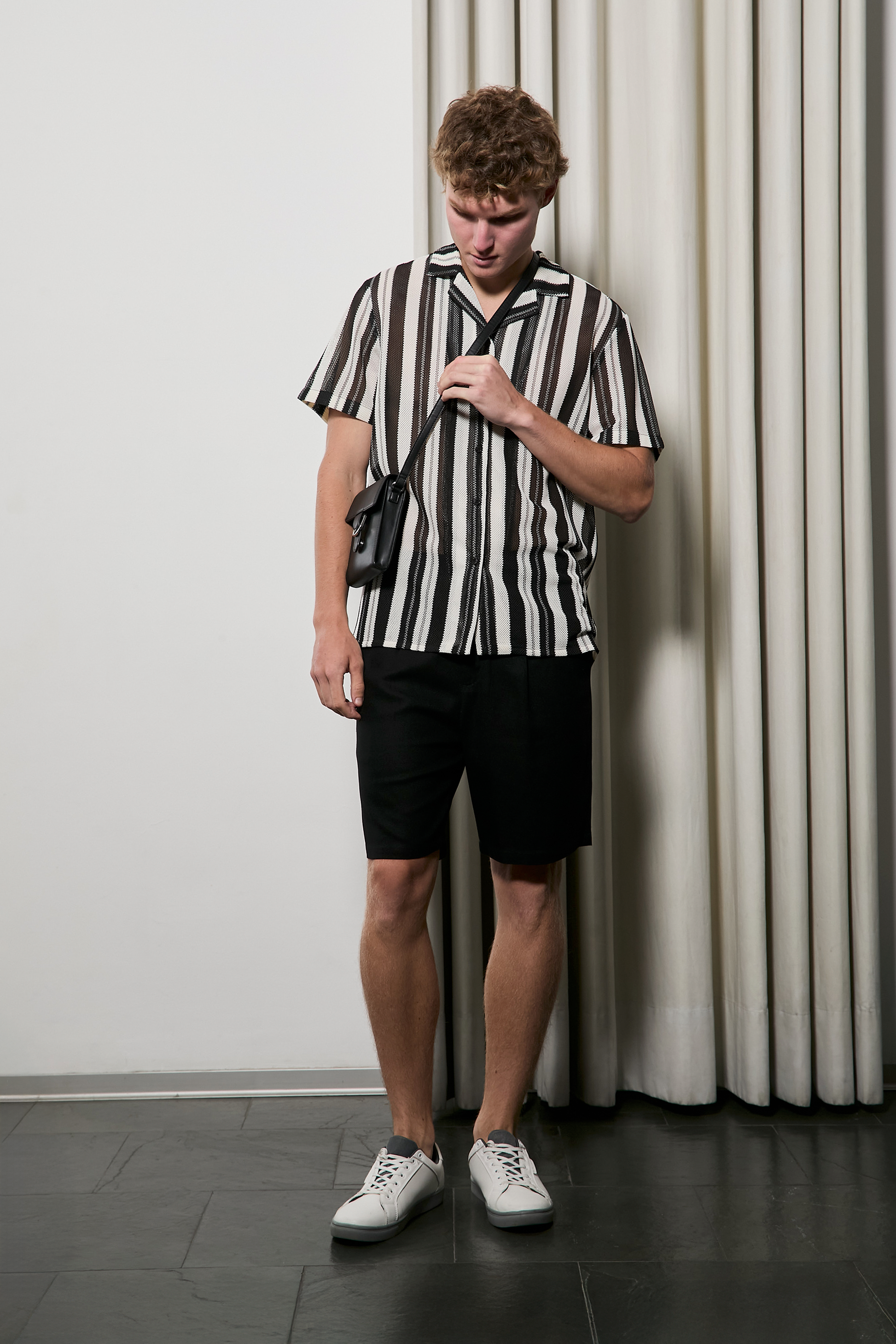 SHORT DE LINO PARA HOMBRE NEGRO DIEGO