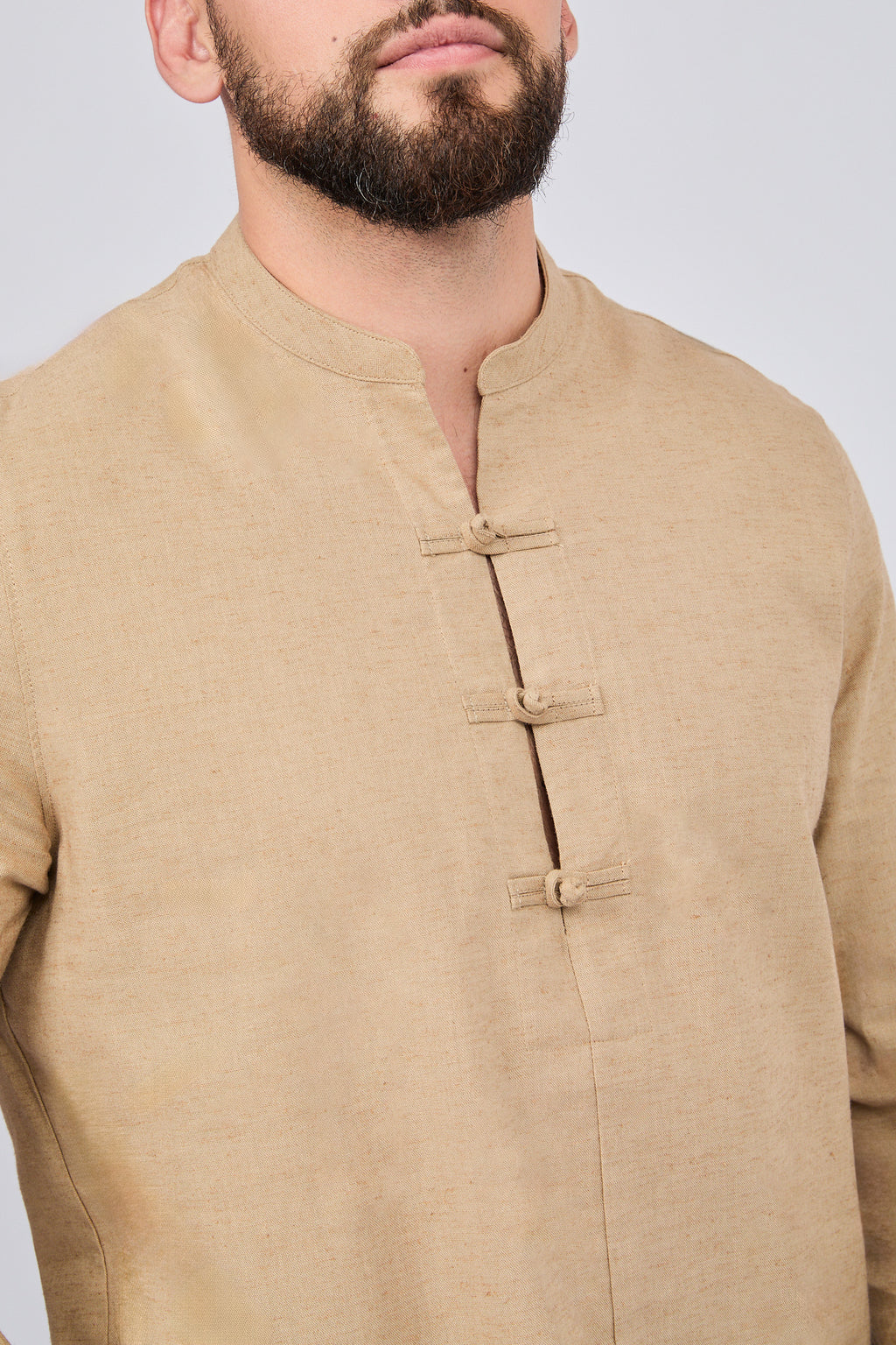 CAMISA MANGA LARGA CUELLO MAO CAMEL - NEXO