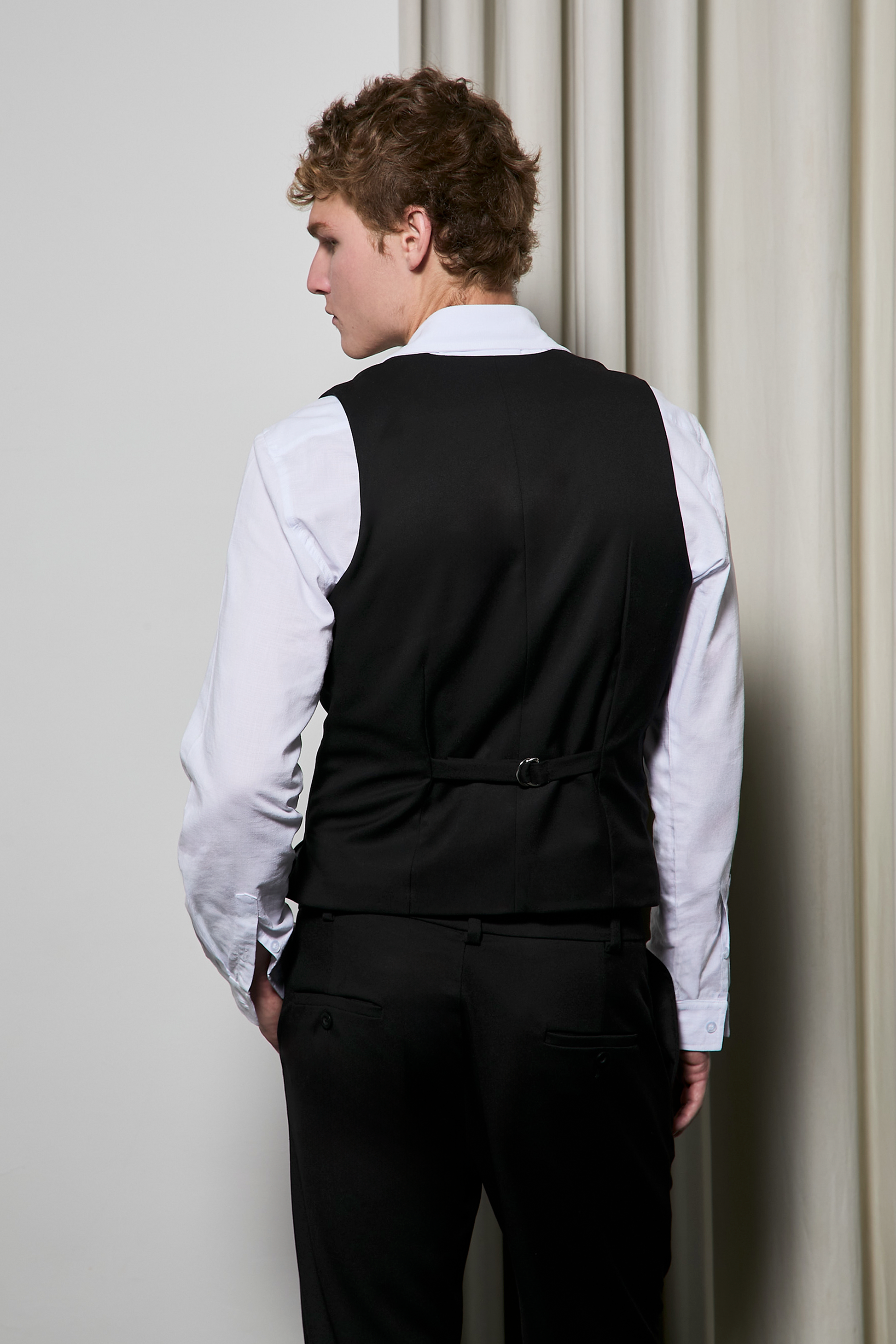 CHALECO DE SASTRE PARA HOMBRE NEGRO DARIO