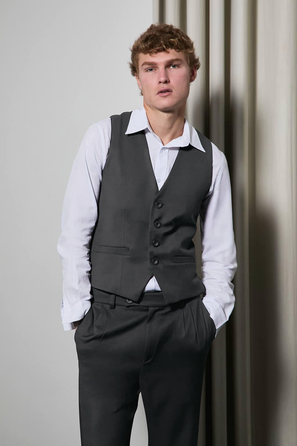 CHALECO DE SASTRE PARA HOMBRE PLOMO DARIO