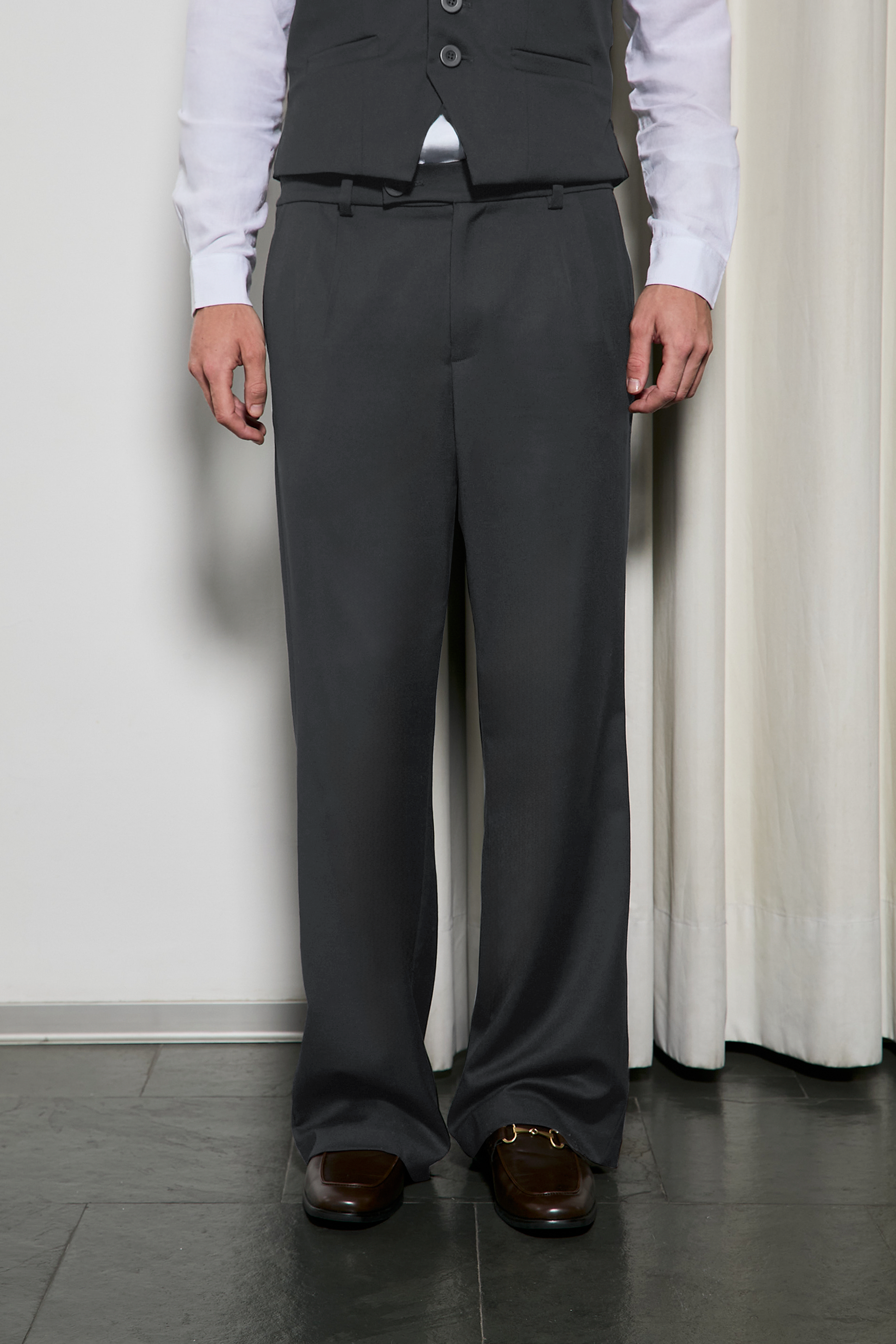 PALAZO DE VESTIR PARA HOMBRE PLOMO DARIO