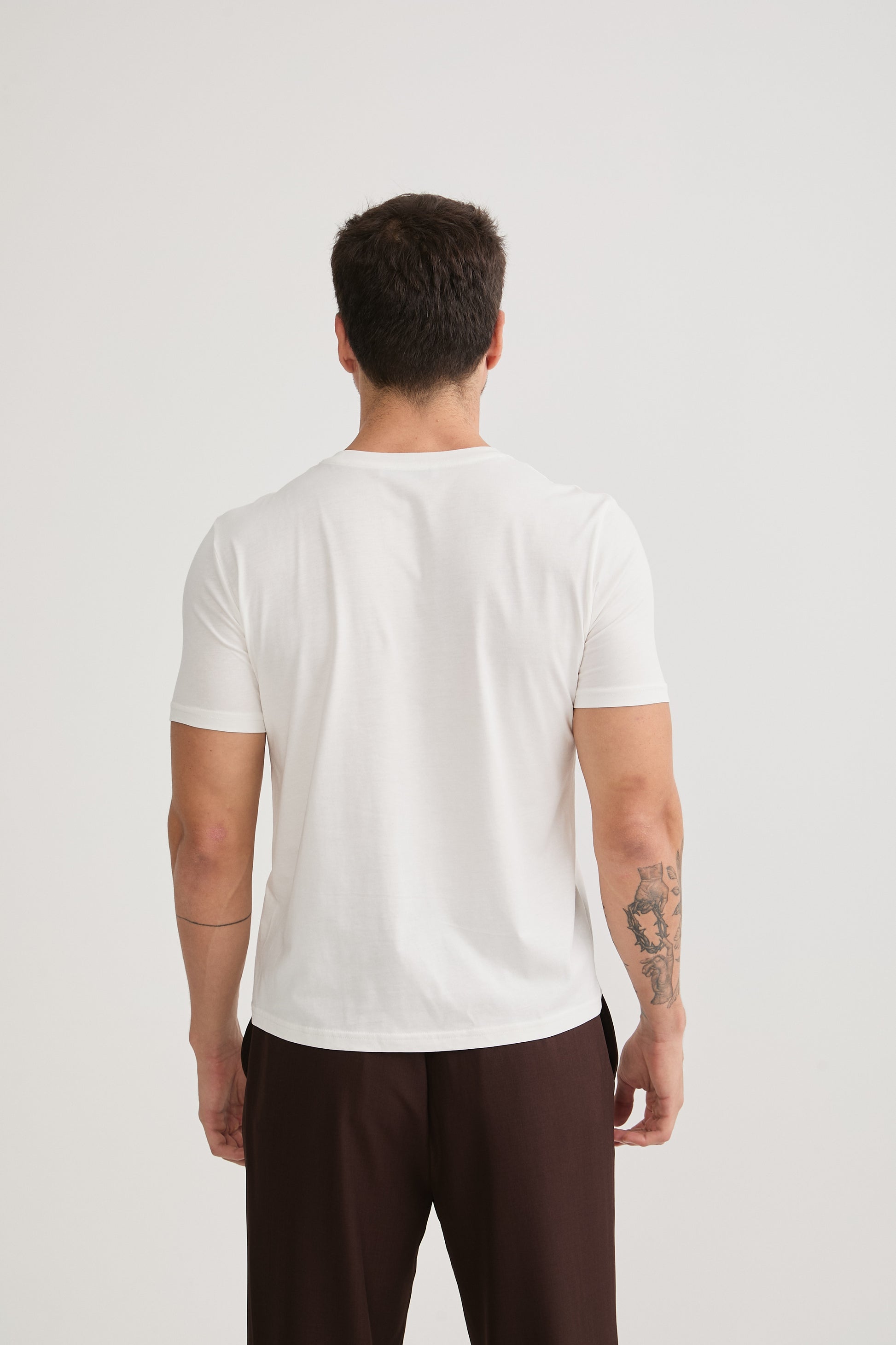 POLO DE ALGODÓN PIMA REGULAR FIT CREMA NAHUEL